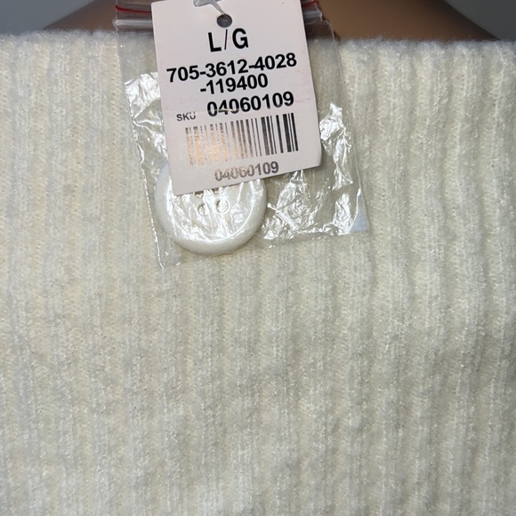 Off The Shoulder Top- Ivory size L - Picture 4 of 5